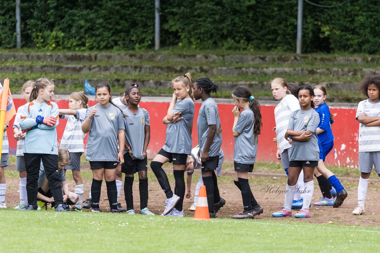 Bild 82 - Loewinnen Cup